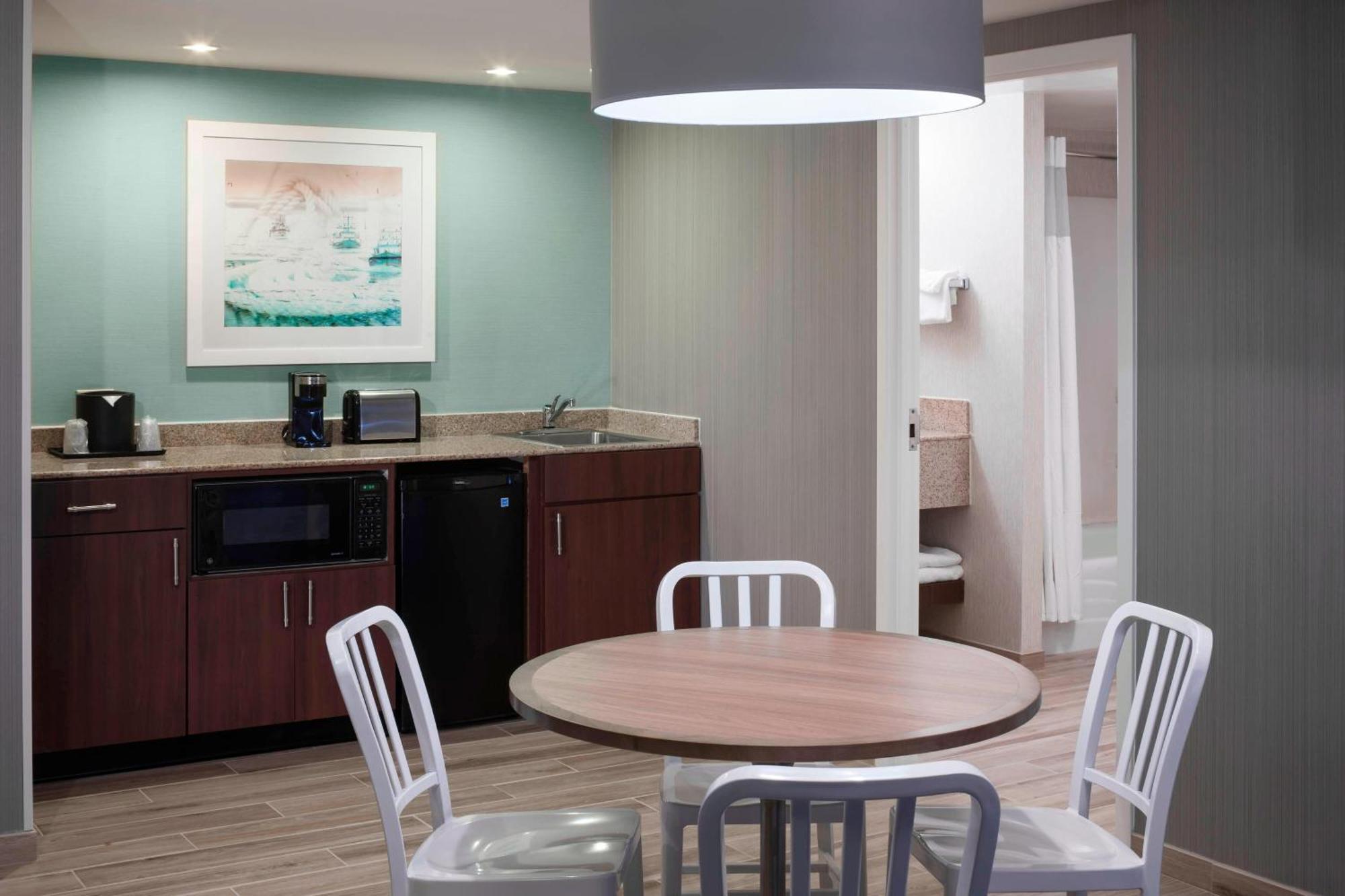 Courtyard Virginia Beach Oceanfront/South Екстериор снимка