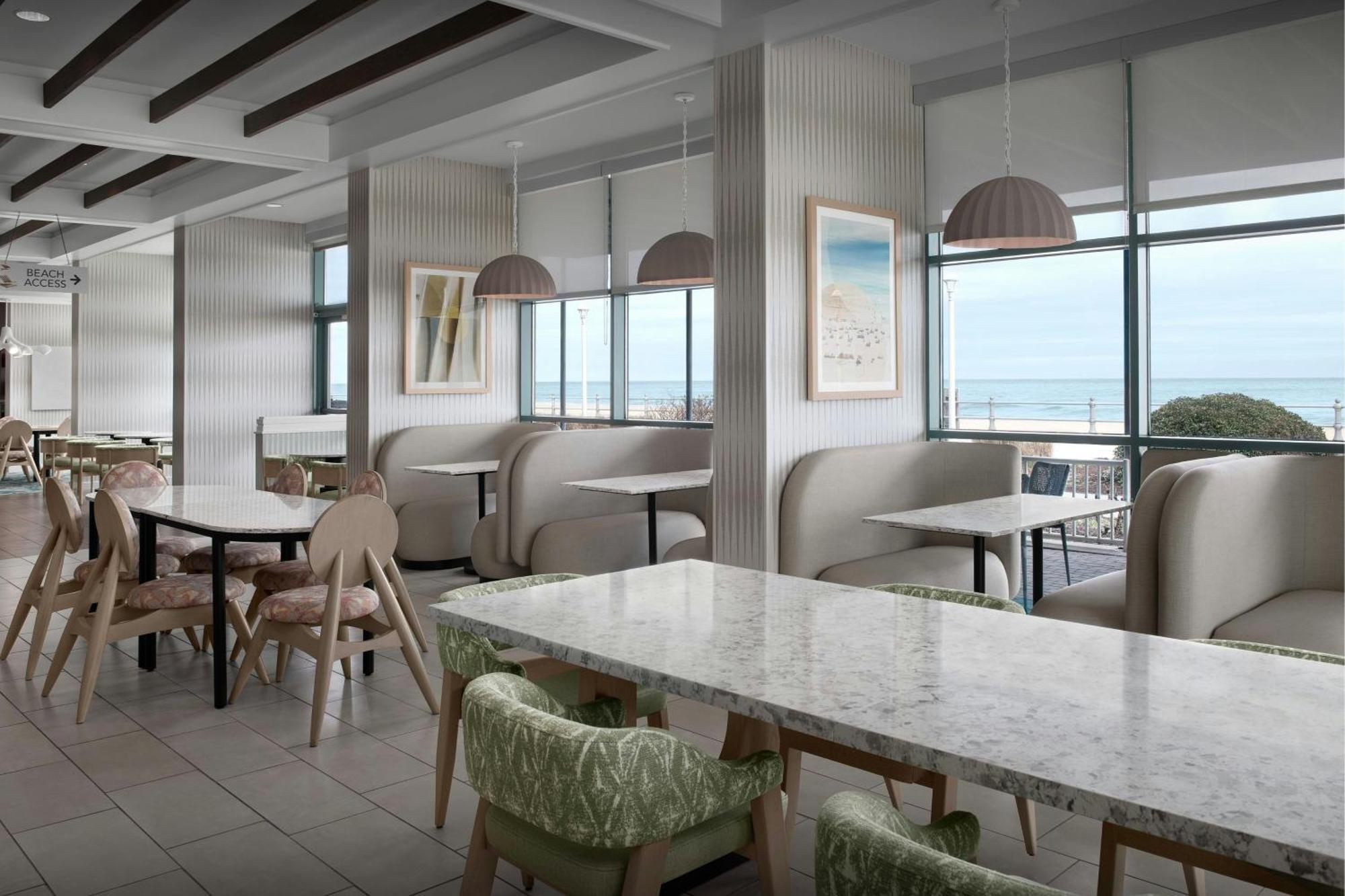 Courtyard Virginia Beach Oceanfront/South Екстериор снимка