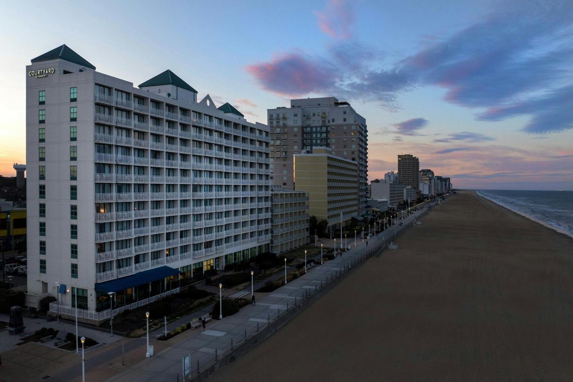 Courtyard Virginia Beach Oceanfront/South Екстериор снимка