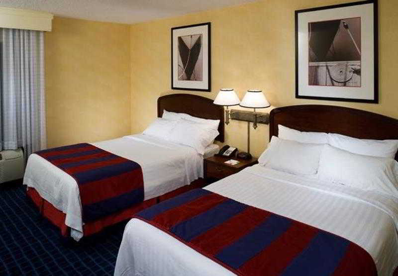 Courtyard Virginia Beach Oceanfront/South Екстериор снимка
